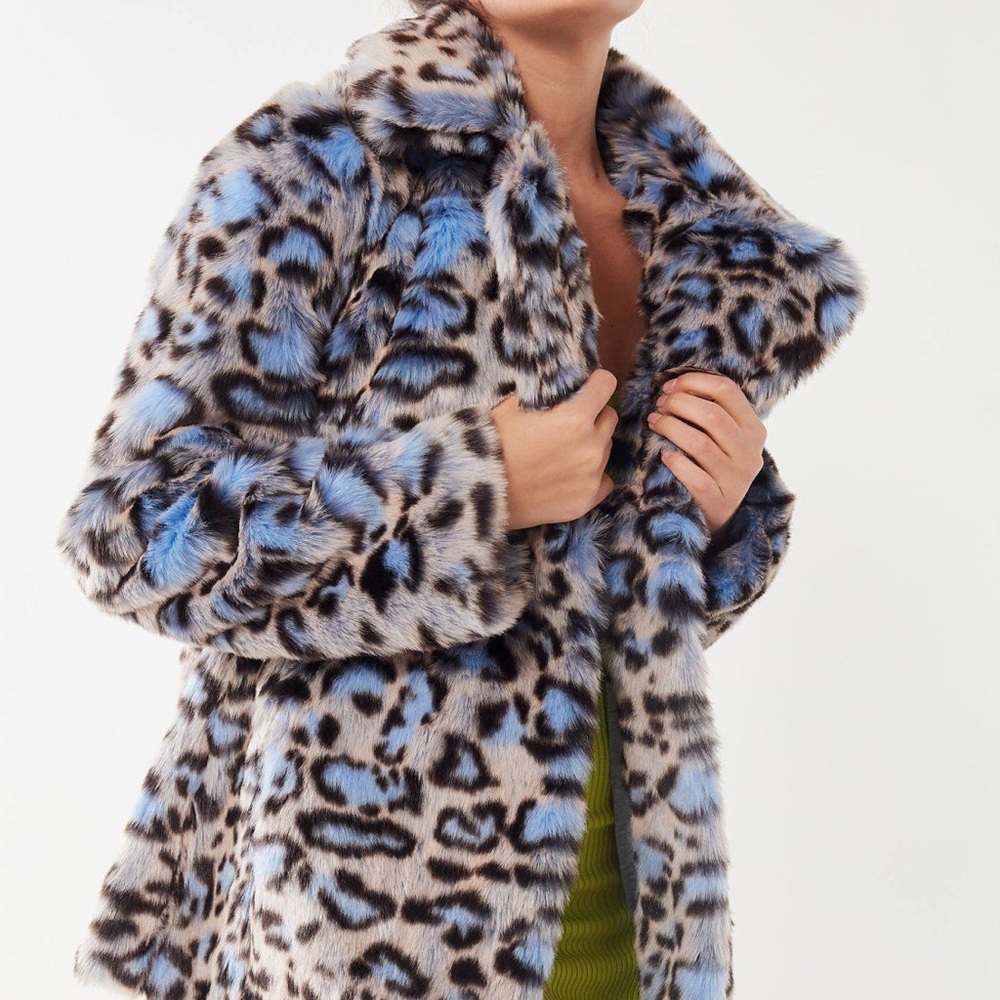 Avec les filles faux fur blue leopard jacket/coat